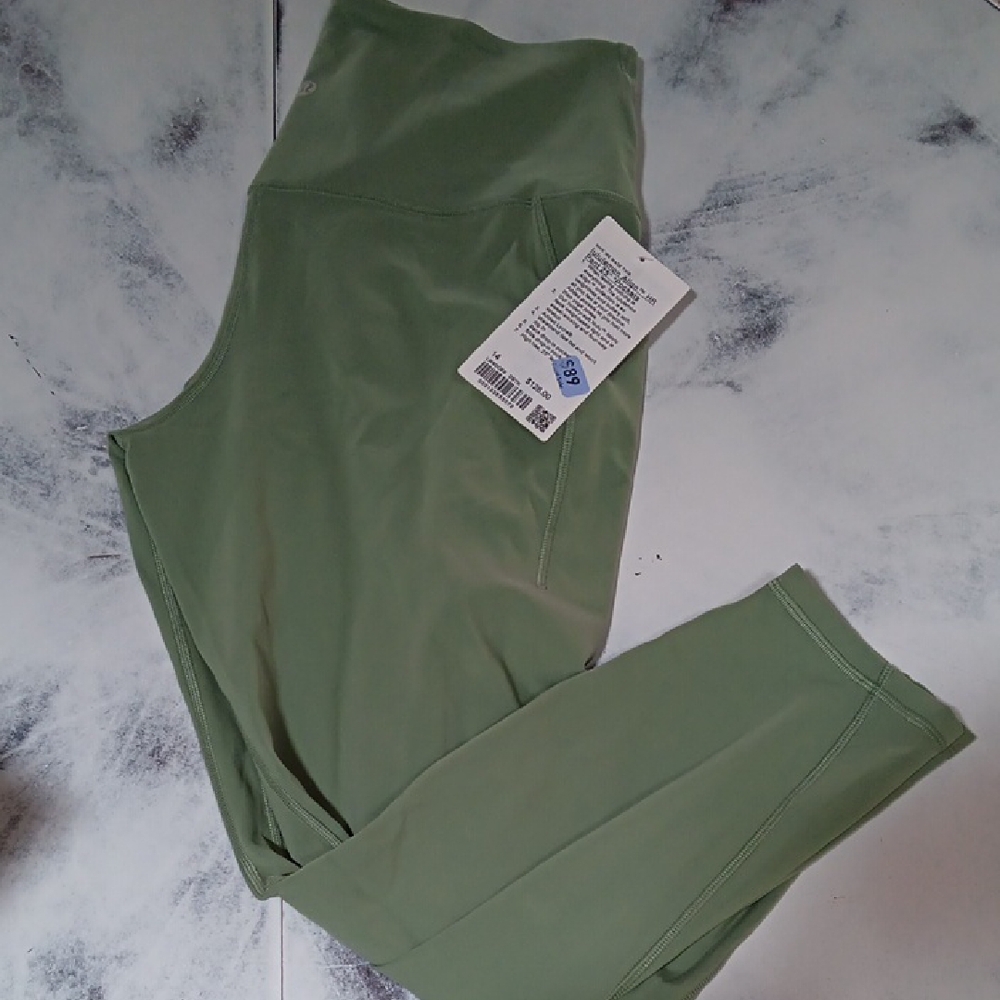 Lululemon Athletica Sage Green Align HR  Pant 25" Pockets